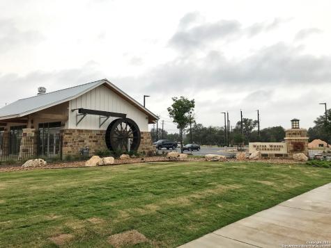 9719 Mill San Antonio TX 78254