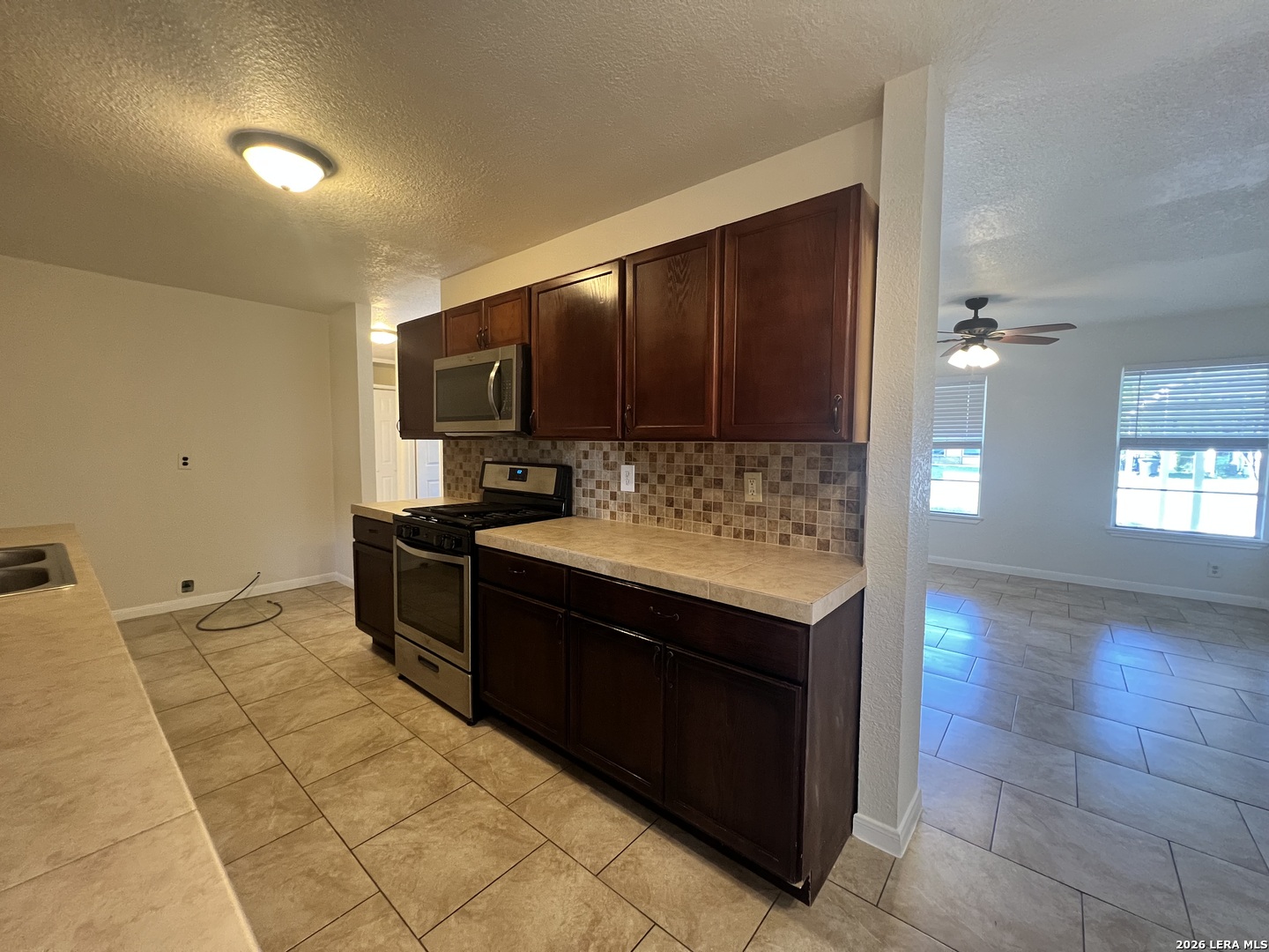 3843 Manchester San Antonio TX 78223