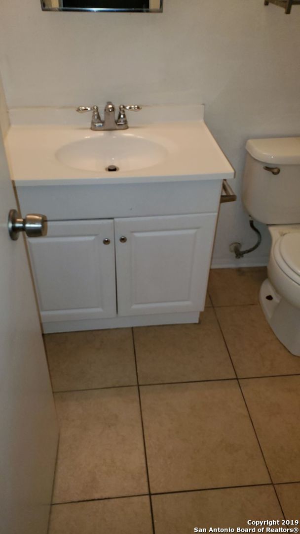 7659 Rimhurst San Antonio TX 78250