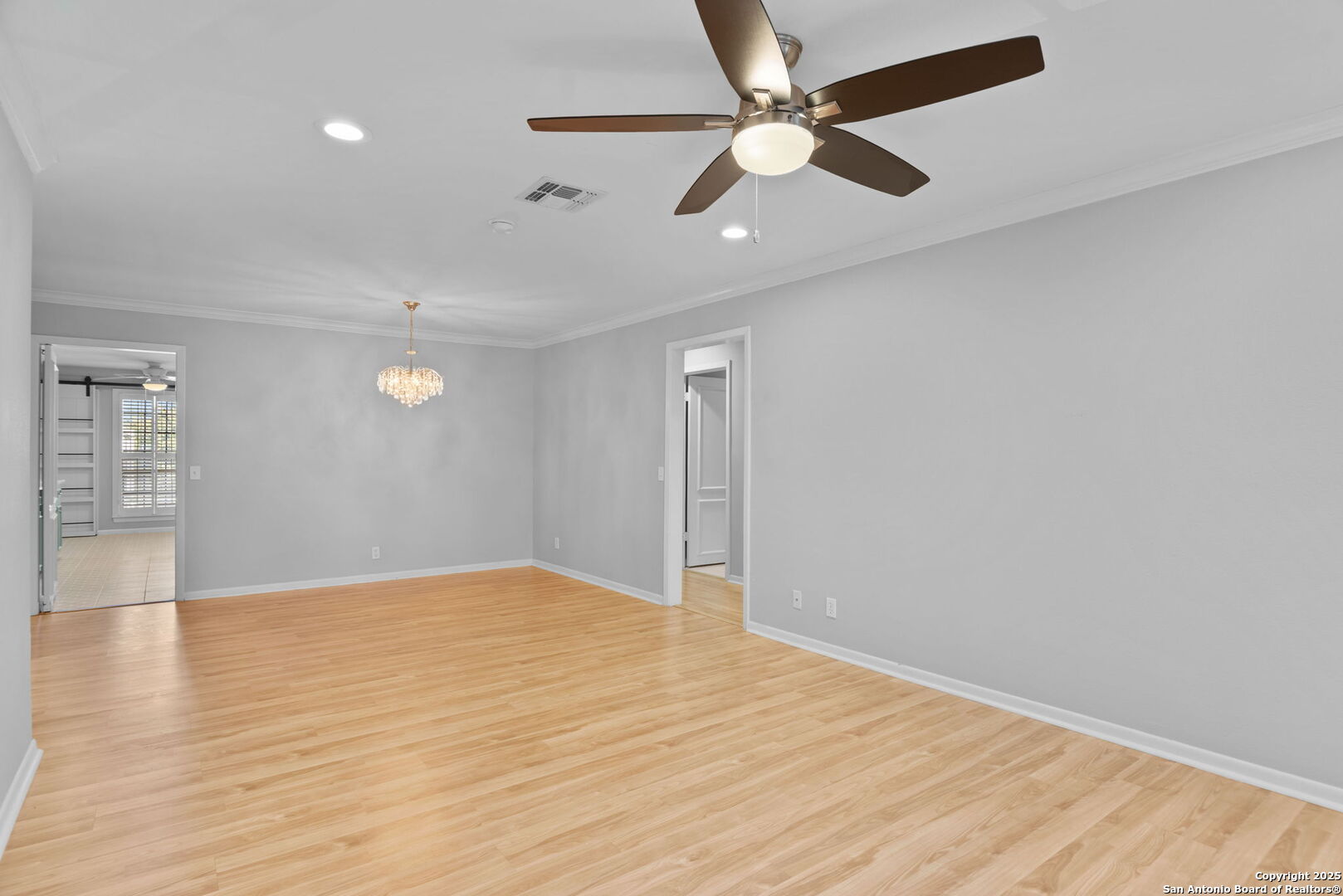 7926 Broadway San Antonio TX 78209