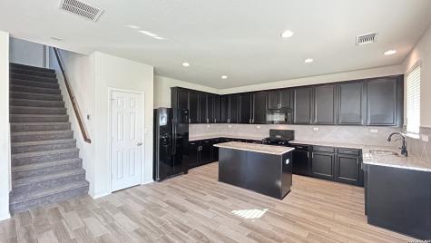 14003 Knob Creek San Antonio TX 78245