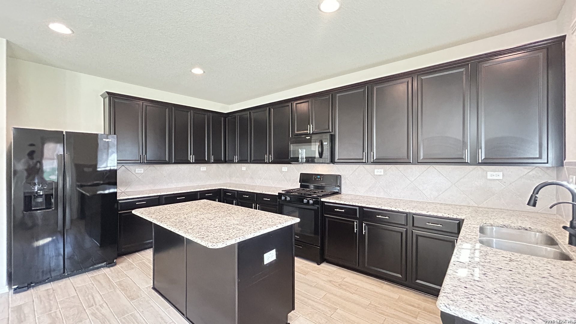 14003 Knob Creek San Antonio TX 78245