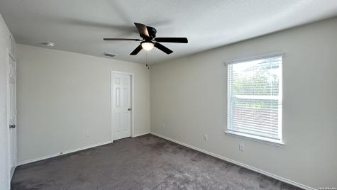 14003 Knob Creek San Antonio TX 78245