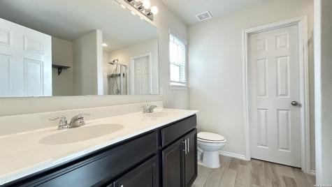 14003 Knob Creek San Antonio TX 78245