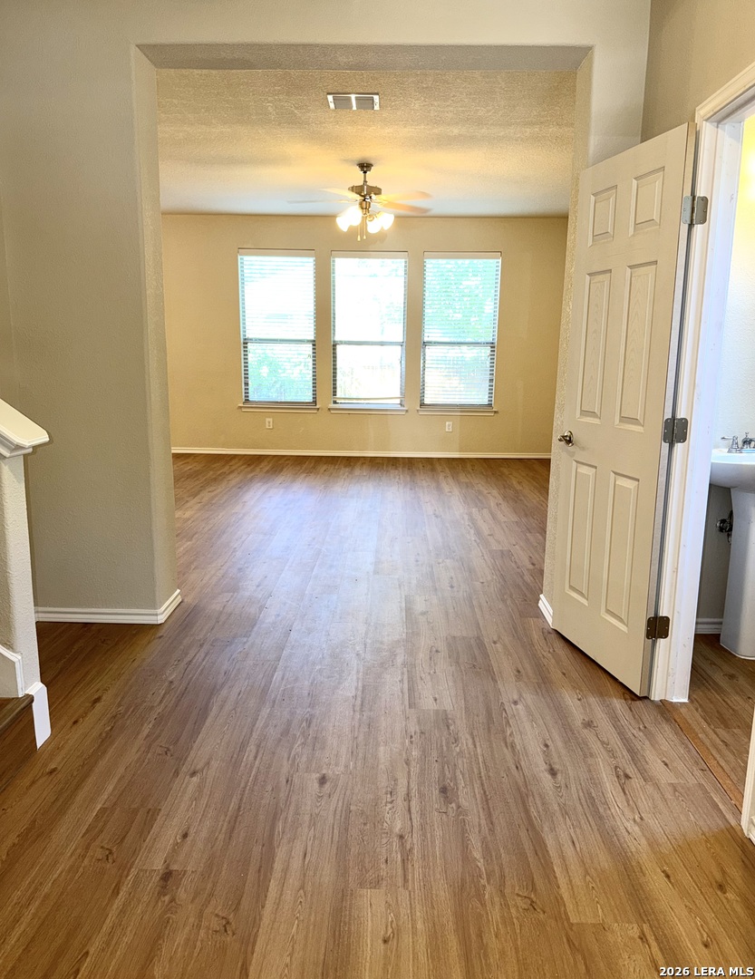 8531 Pecan Cross San Antonio TX 78240