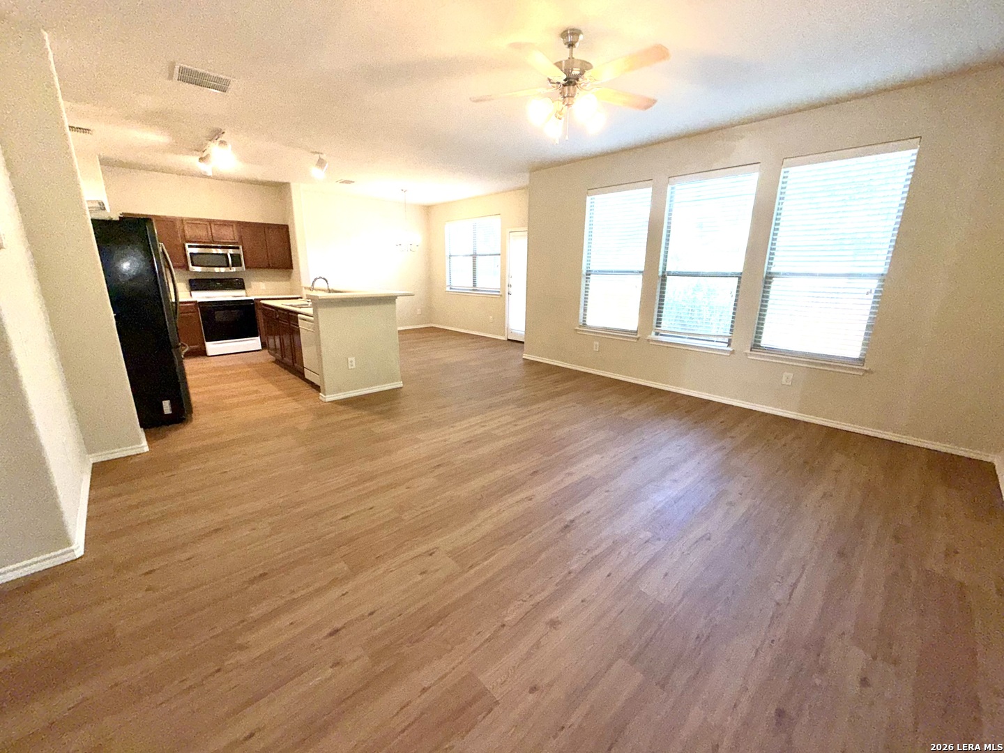 8531 Pecan Cross San Antonio TX 78240
