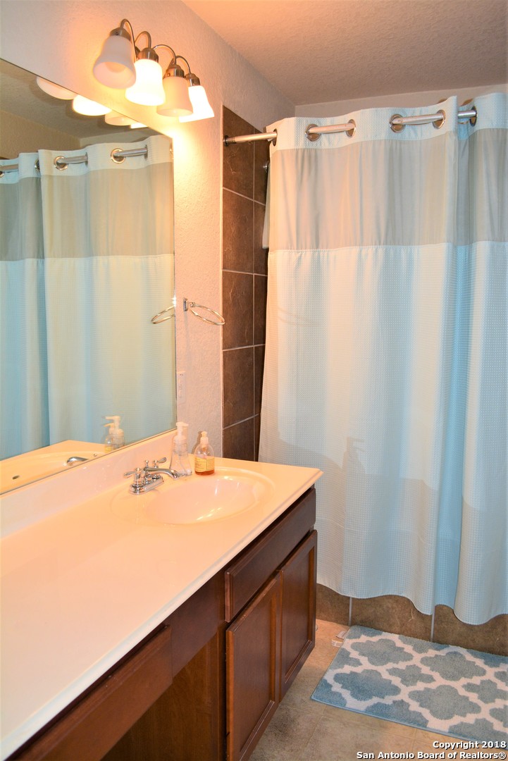8531 Pecan Cross San Antonio TX 78240