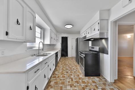 518 Dresden San Antonio TX 78213