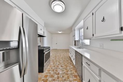 518 Dresden San Antonio TX 78213