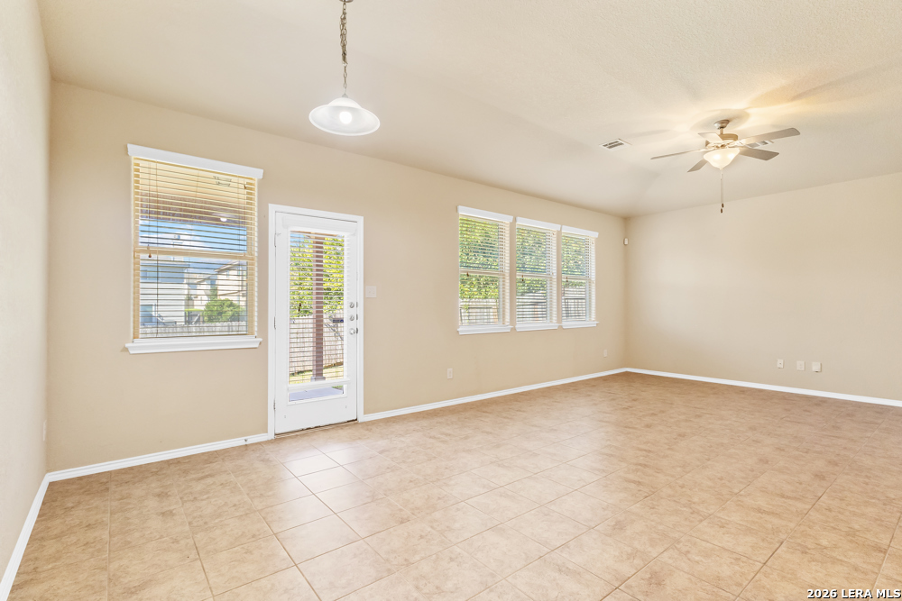 129 Enchanted View Cibolo TX 78108