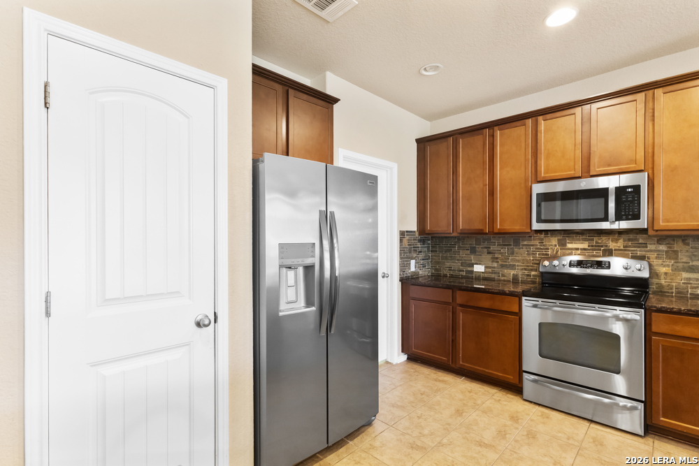 129 Enchanted View Cibolo TX 78108