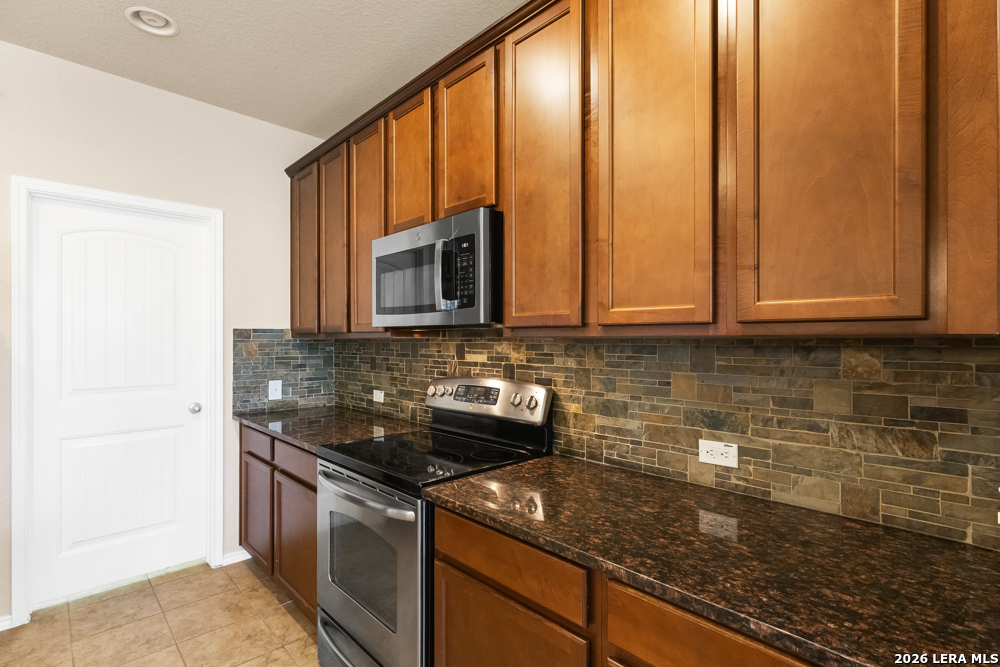 129 Enchanted View Cibolo TX 78108