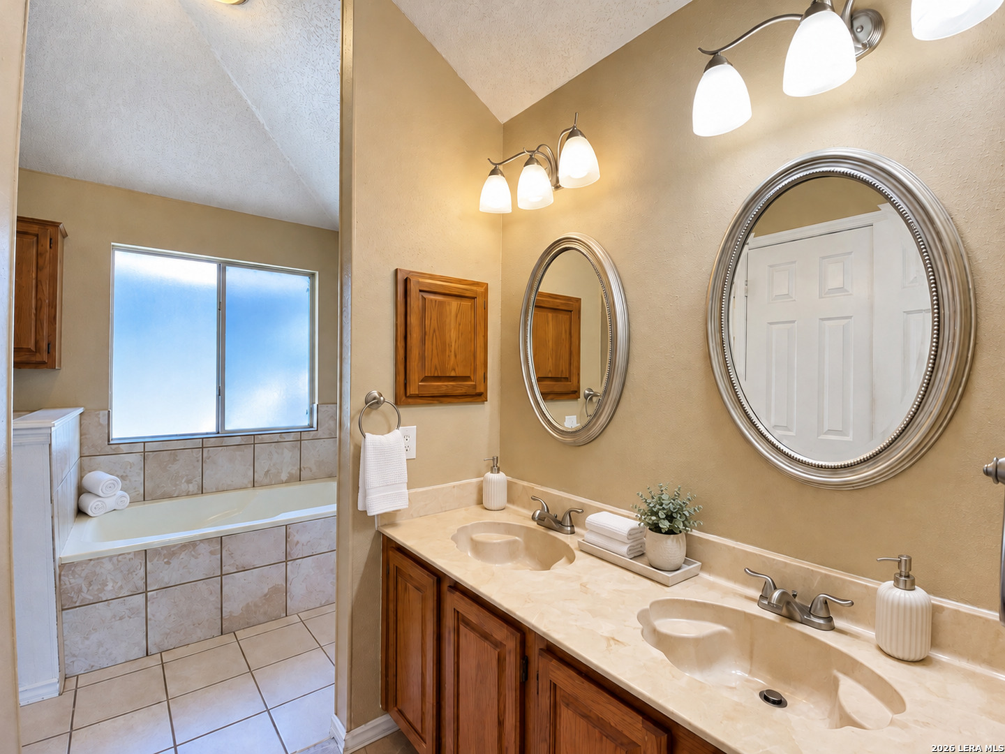 3507 Lake Towne Court San Antonio TX 78217