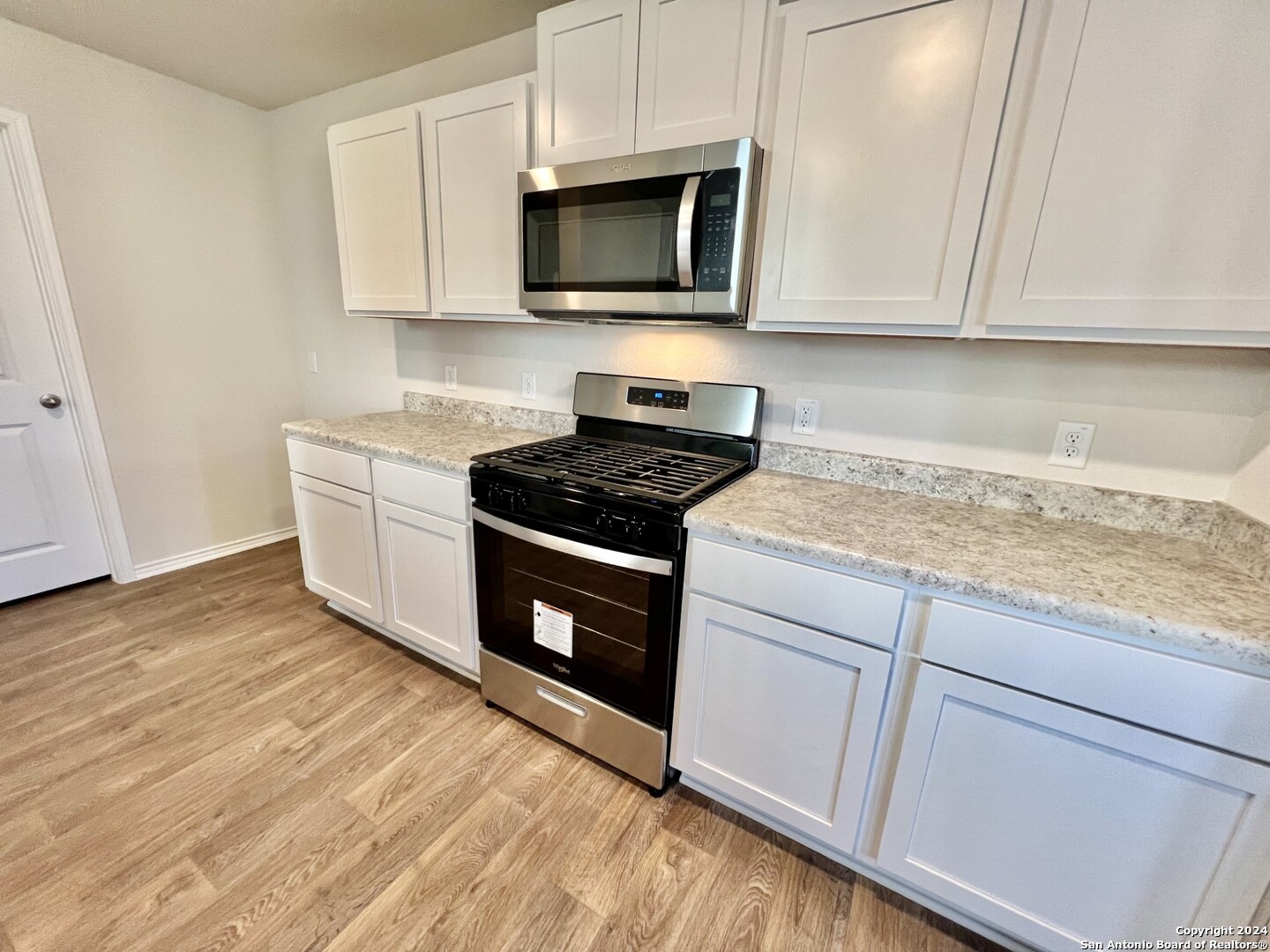 13806 Valley Patch San Antonio TX 78254