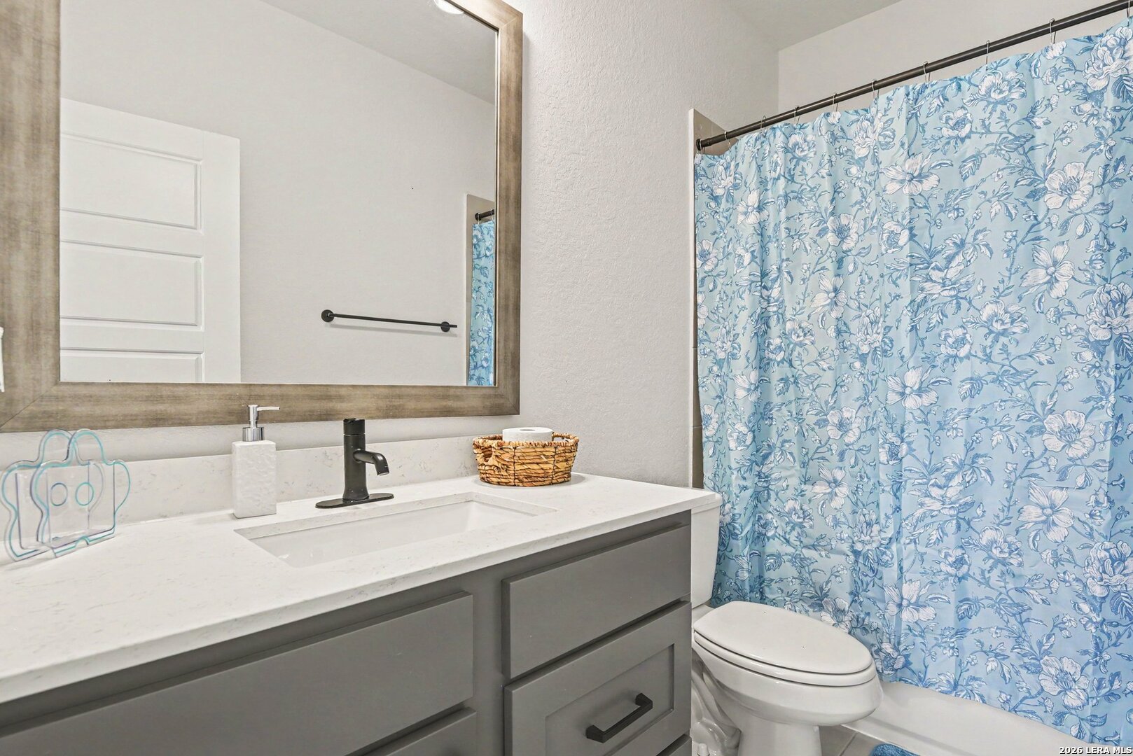 9003 Raven Pointe San Antonio TX 78255