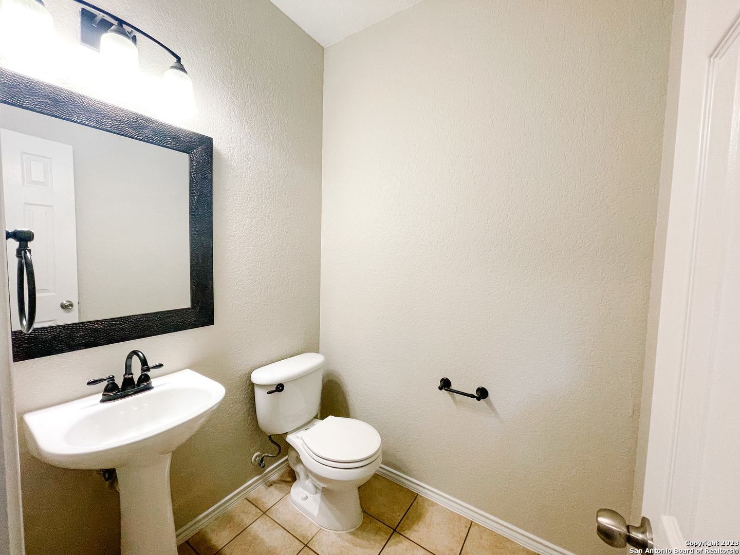 7738 Paraiso Circle Boerne TX 78015