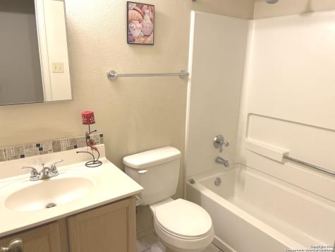 7011 Mary Todd San Antonio TX 78240