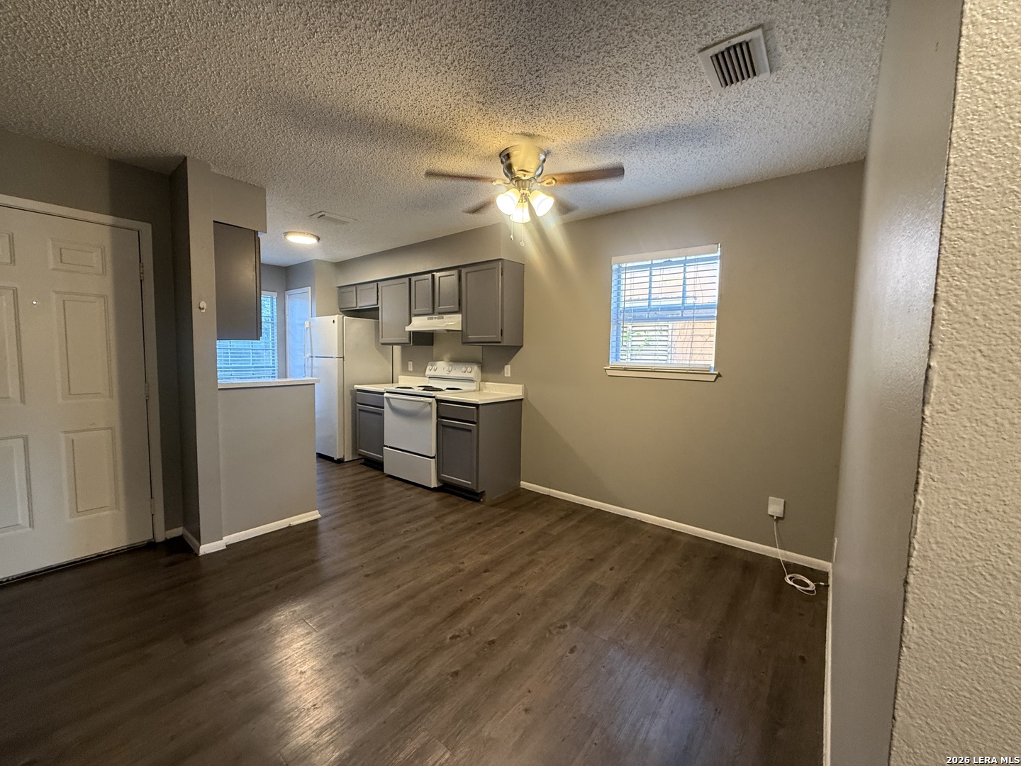 331 W Mistletoe Avenue San Antonio TX 78212