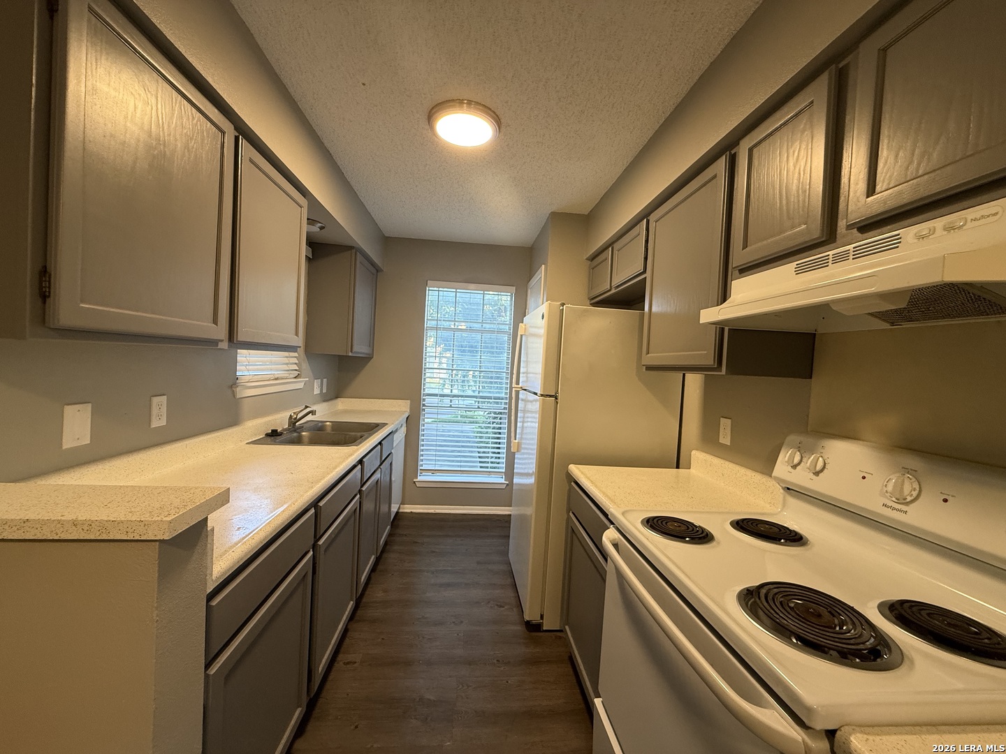 331 W Mistletoe Avenue San Antonio TX 78212