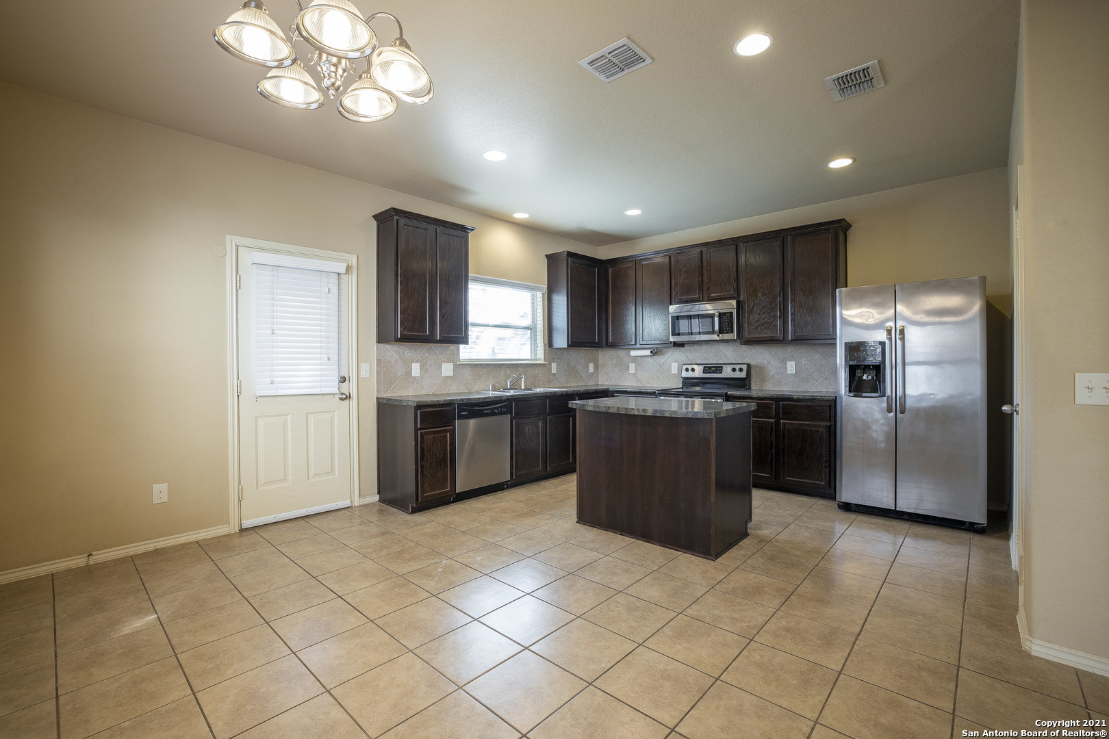 433 Stonebrook Drive Cibolo TX 78108