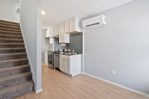 7137 Elm Cove San Antonio TX 78244