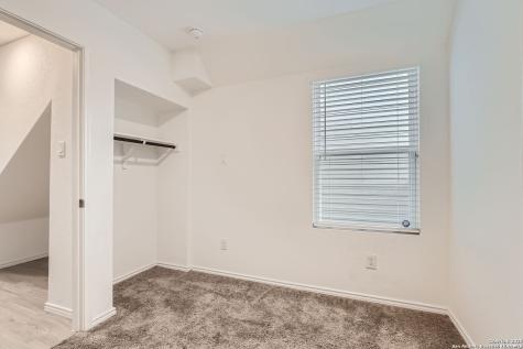 7137 Elm Cove San Antonio TX 78244