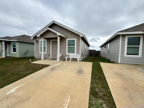 13918 Llama Place San Antonio TX 78252