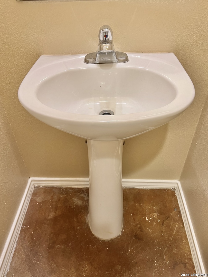 5607 Golf Mist San Antonio TX 78231