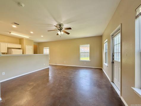 5607 Golf Mist San Antonio TX 78231