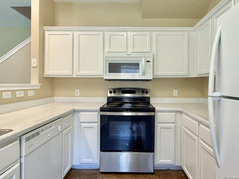 5607 Golf Mist San Antonio TX 78231