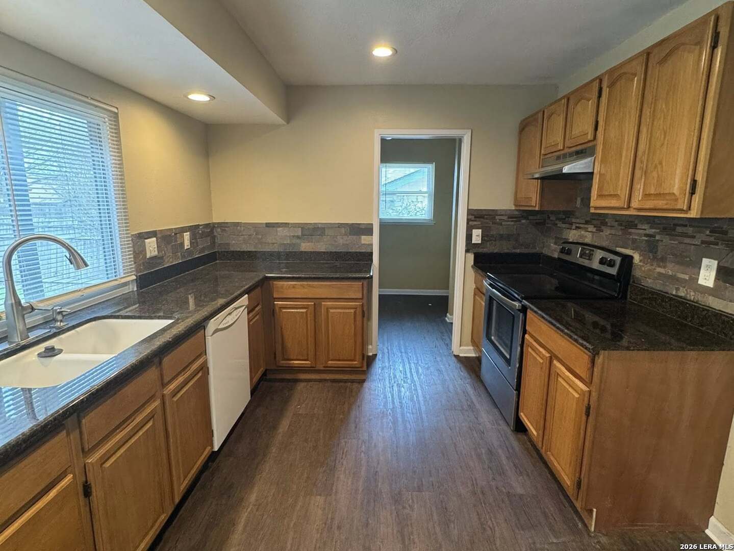 5830 Freemans Farm Street San Antonio TX 78233