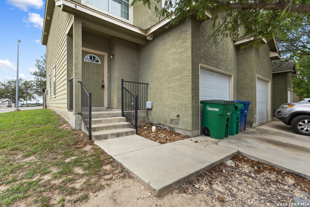 5002 Summit Wood San Antonio TX 78229