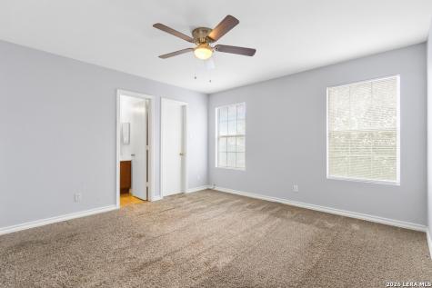 5002 Summit Wood San Antonio TX 78229