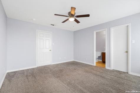 5002 Summit Wood San Antonio TX 78229