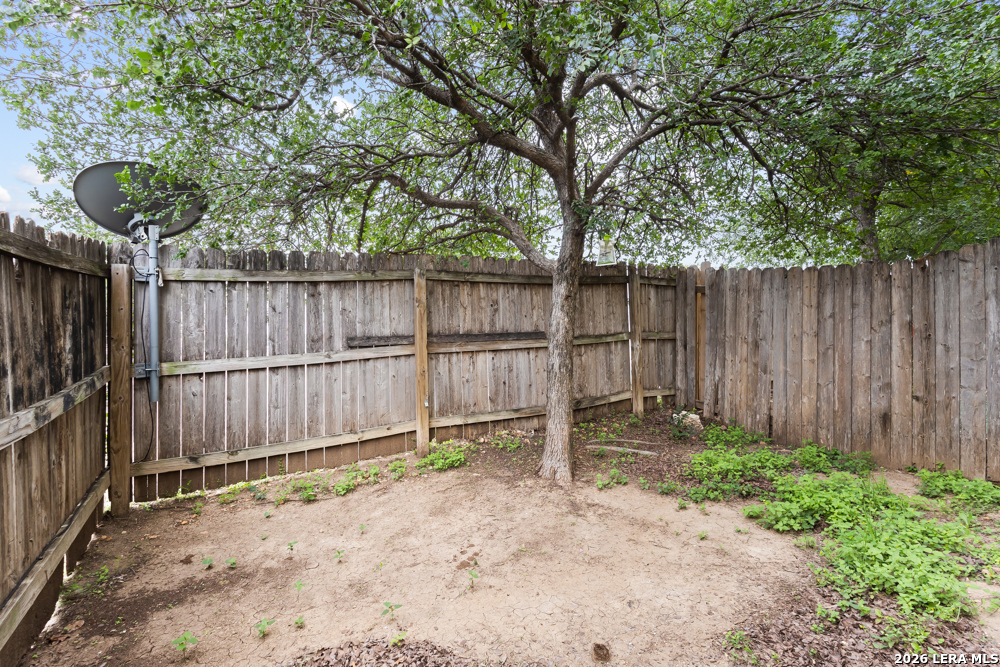 5002 Summit Wood San Antonio TX 78229