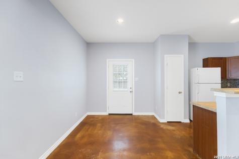 5002 Summit Wood San Antonio TX 78229