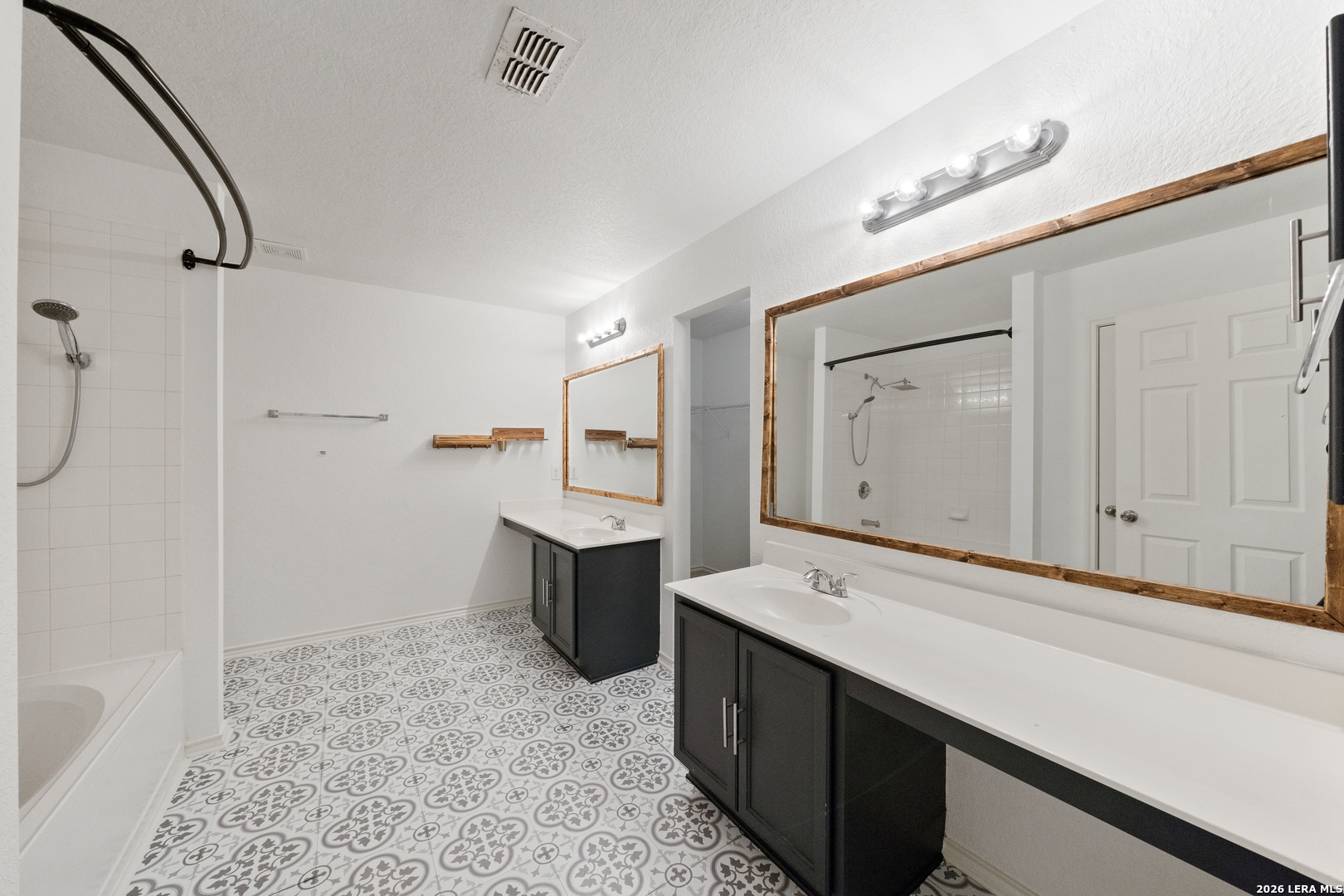 10615 Bearwolf Bay San Antonio TX 78245