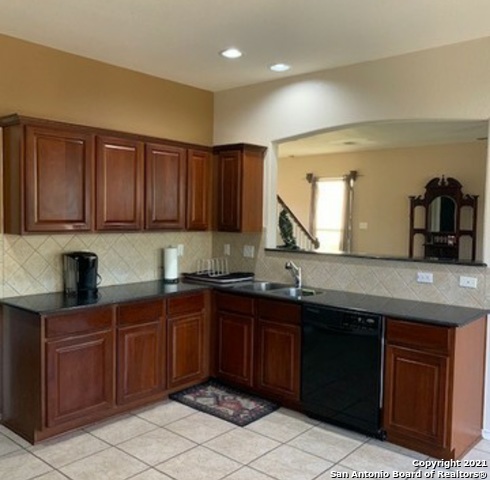 1335 Crown Brook San Antonio TX 78260