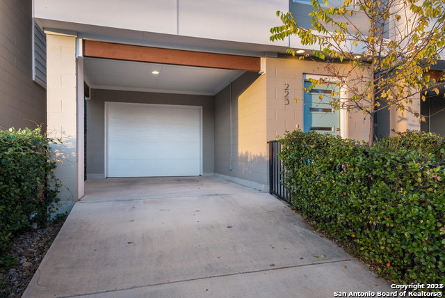 223 W Laurel San Antonio TX 78212