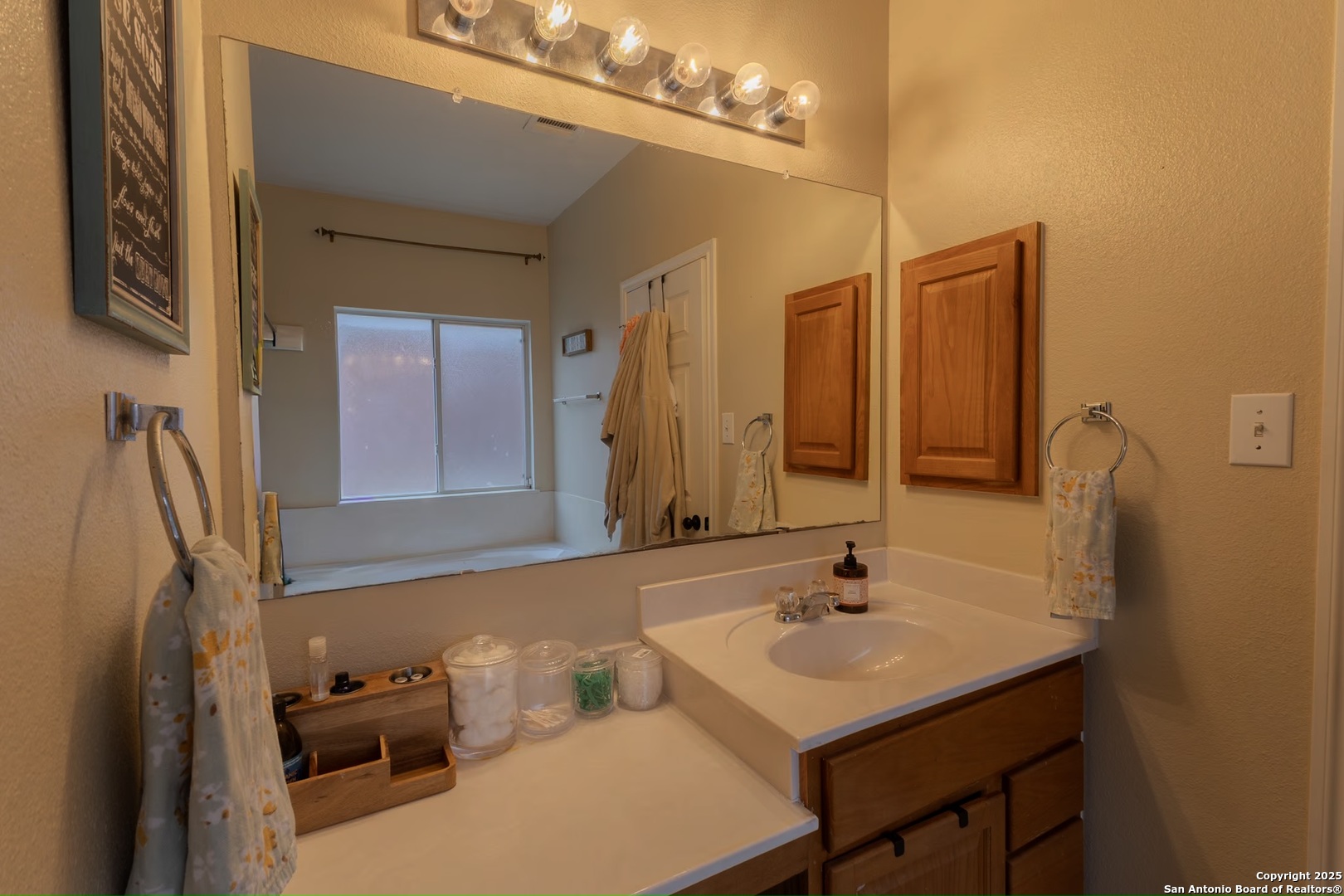 26111 Amber Sky San Antonio TX 78260