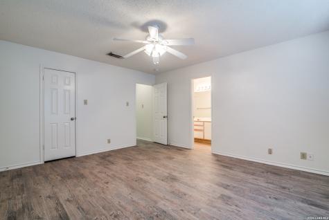 1078 Stone Trail New Braunfels TX 78130