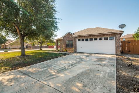 1078 Stone Trail New Braunfels TX 78130