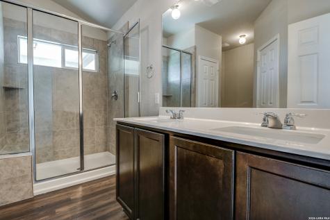 1041 Lauren Street New Braunfels TX 78130