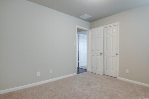 1041 Lauren Street New Braunfels TX 78130