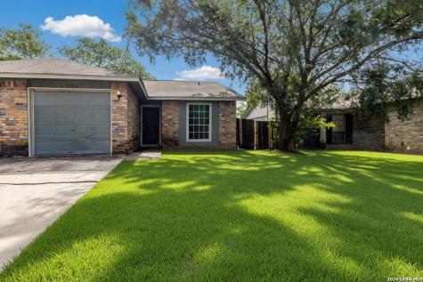 5528 Lochmoor San Antonio TX 78244