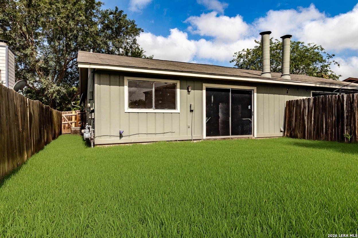 5528 Lochmoor San Antonio TX 78244
