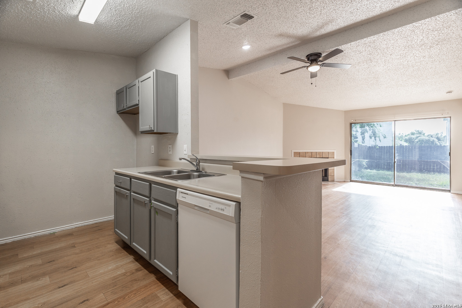 5528 Lochmoor San Antonio TX 78244