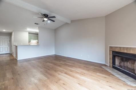 5528 Lochmoor San Antonio TX 78244