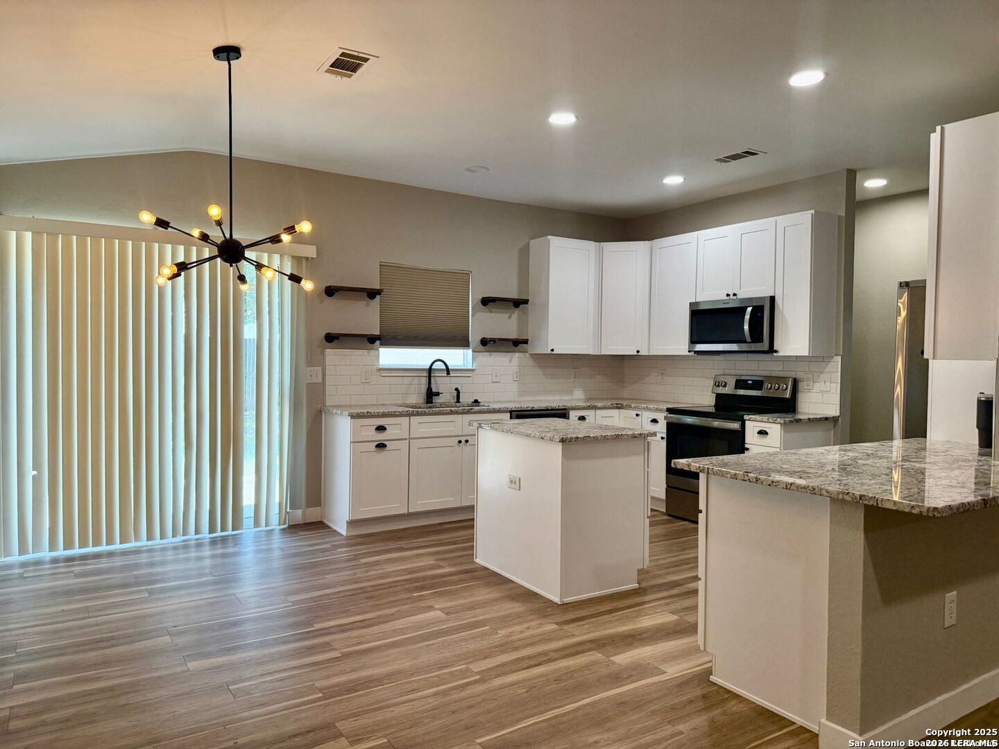 1031 Bobcat Pass San Antonio TX 78251
