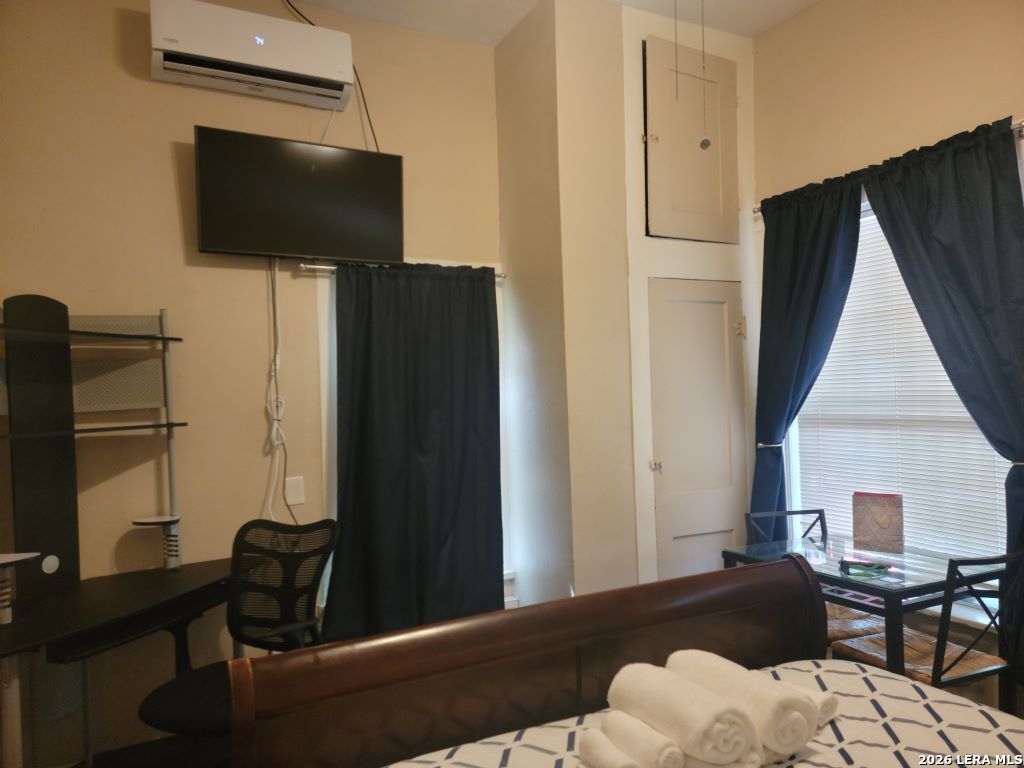 403 W Highland Boulevard San Antonio TX 78210